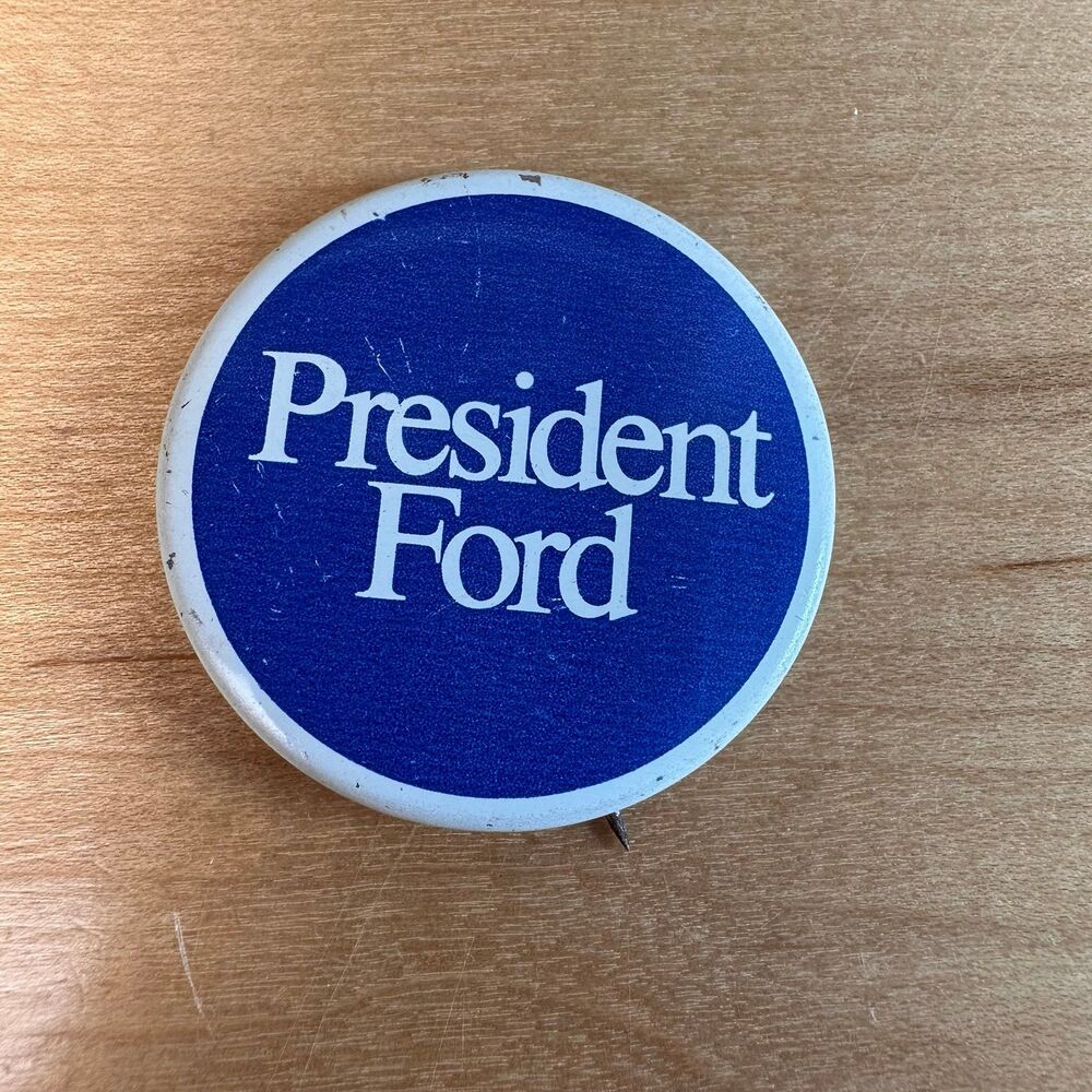 1976 President Ford Campaign Button Pinback 1.5" Gerald Ford Political